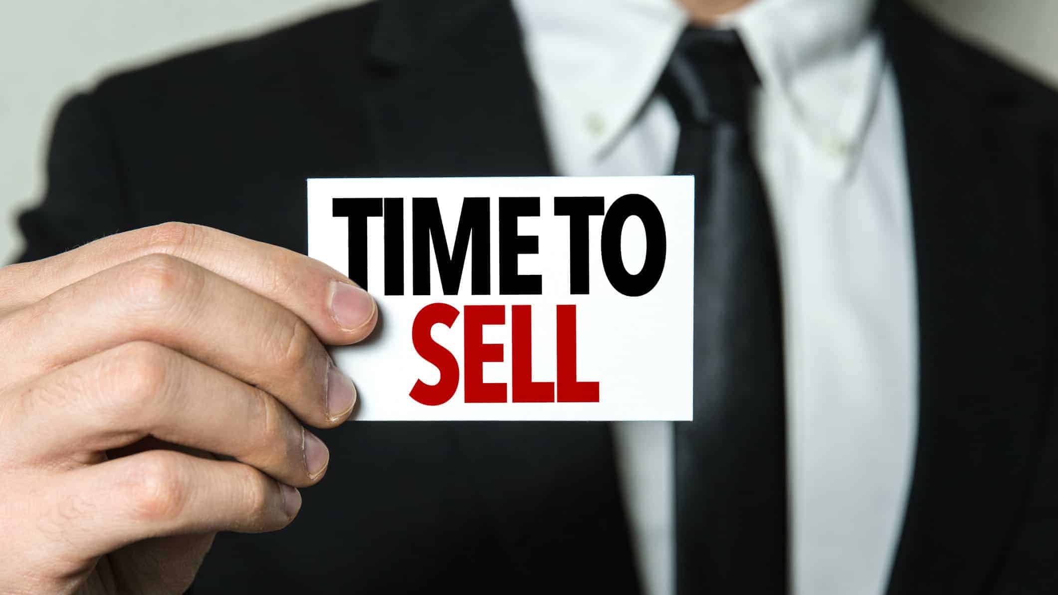ترفند تشخیص زمان مناسب برای فروش سهام در بورس