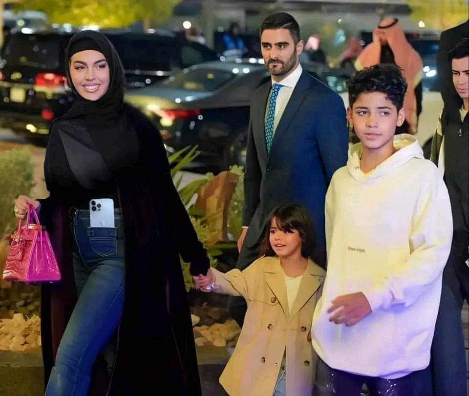 رونالدو با جورجینا ازدواج کرده